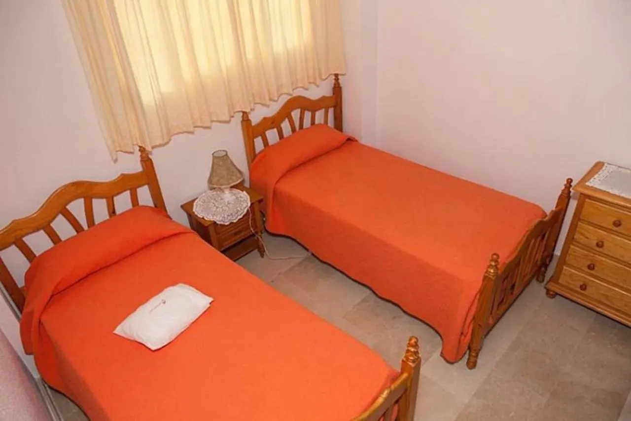Apartamento En Nerja. Primera Linea De Playa 0*, Nerja Spanje